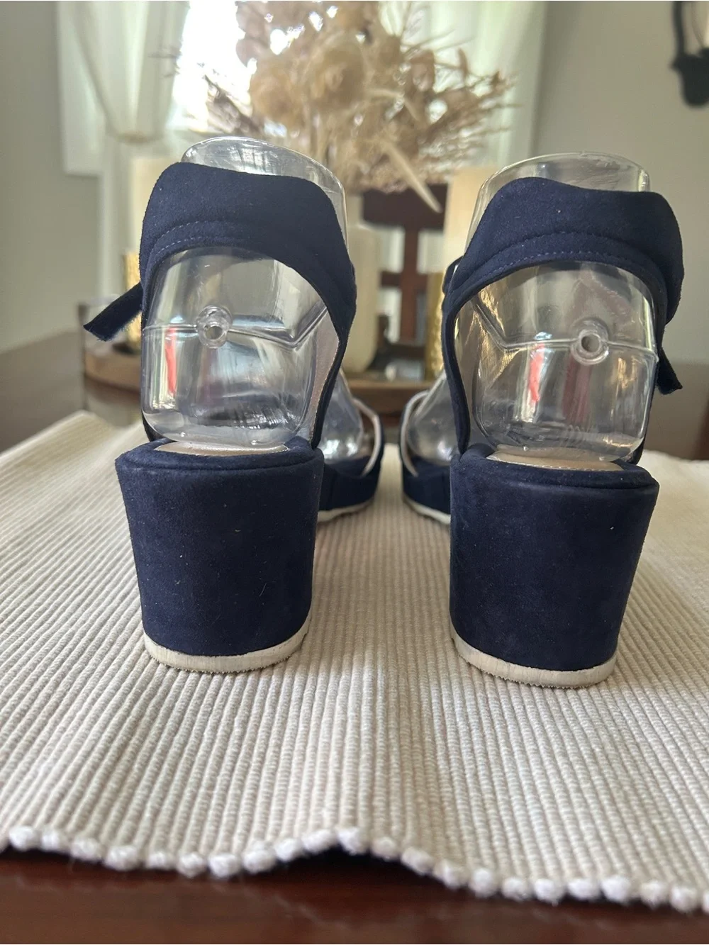 BeautiFeel Navy Suede Scalloped Wedge Sandals